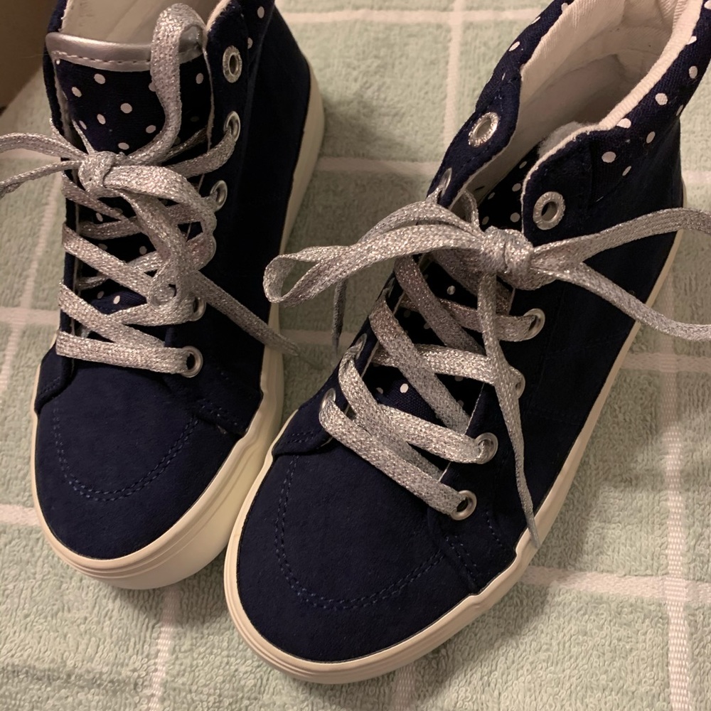 BRAND NEW old navy kids shoes